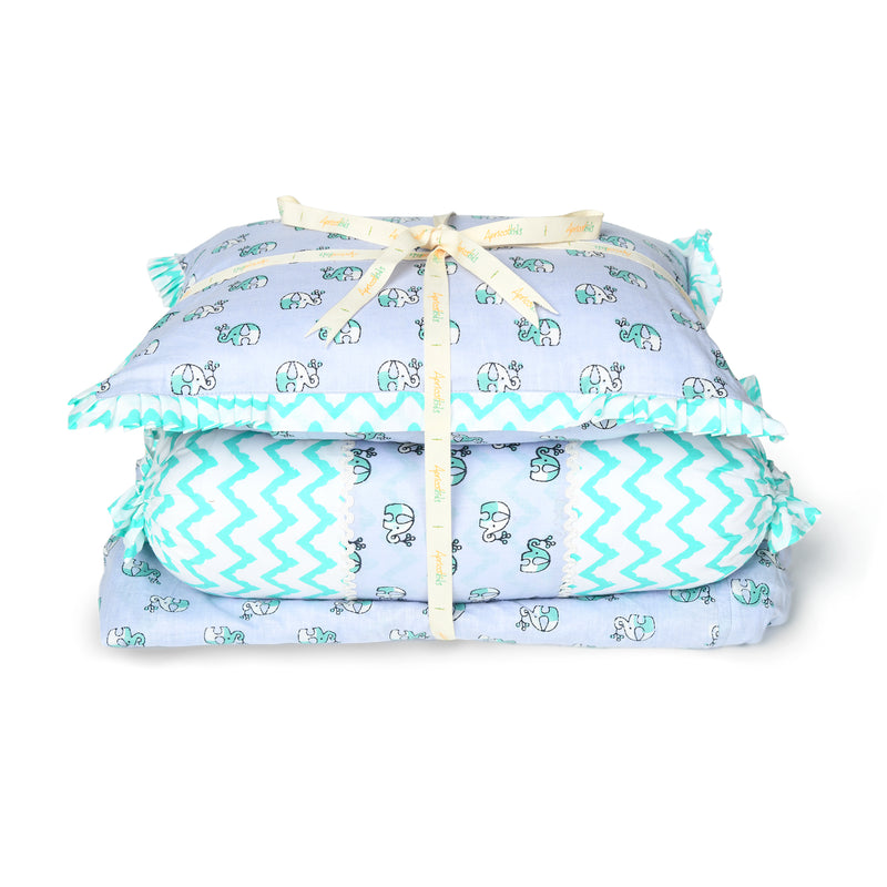 Tiny Trunk Cot Set