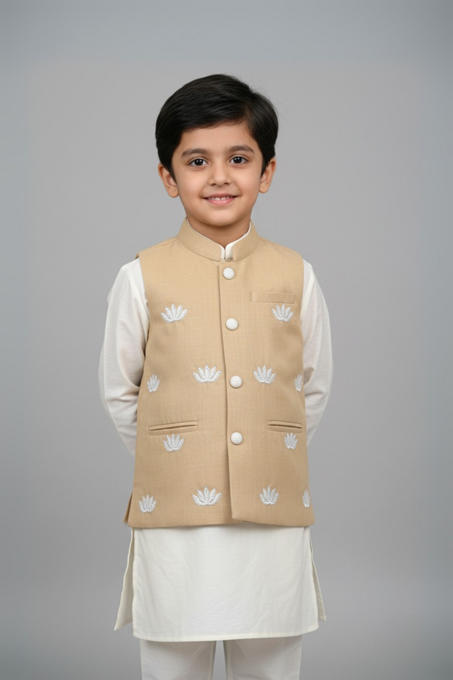 Off-White kurta set with Lotus embroidery Jacket
