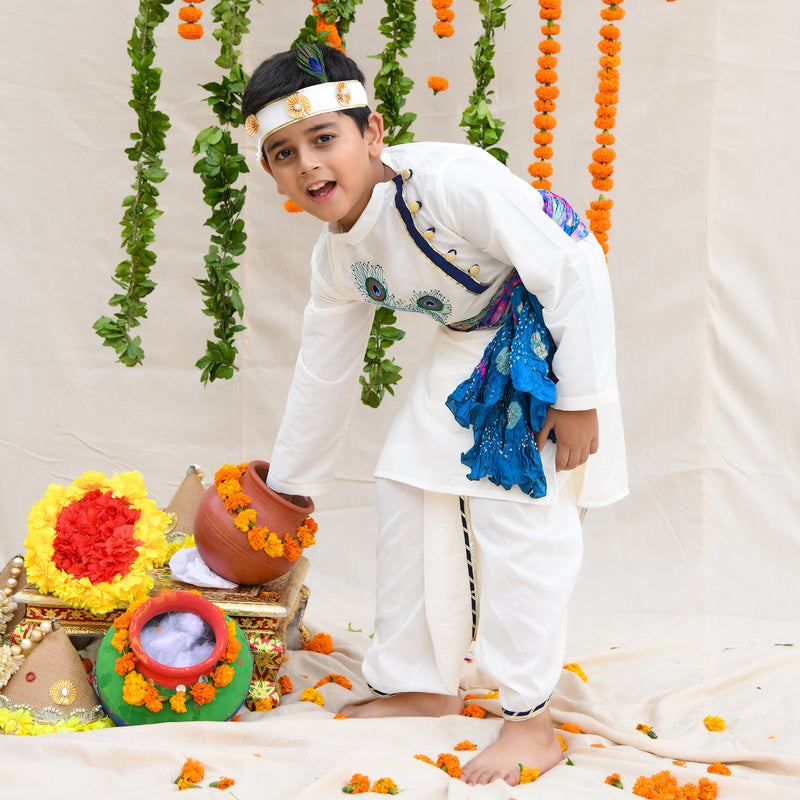 White Feather Embroidered Kurta with Dhoti and Mukut