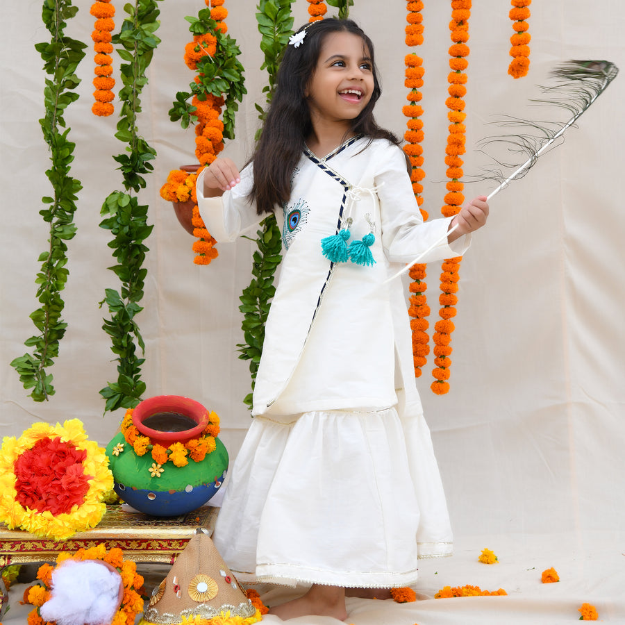 White Feather Embroidered Kurta with lengha