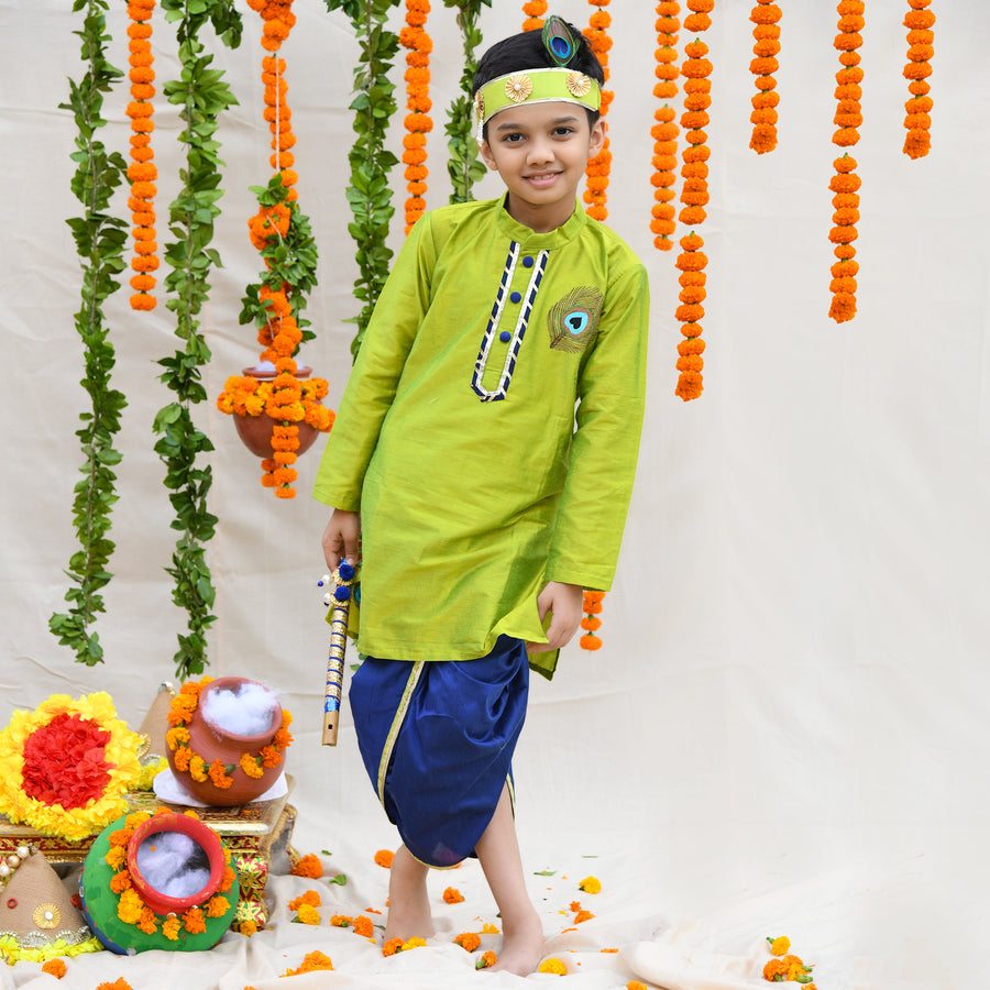 Parrot Green Gota Lace Detailed Kurta With Dhoti