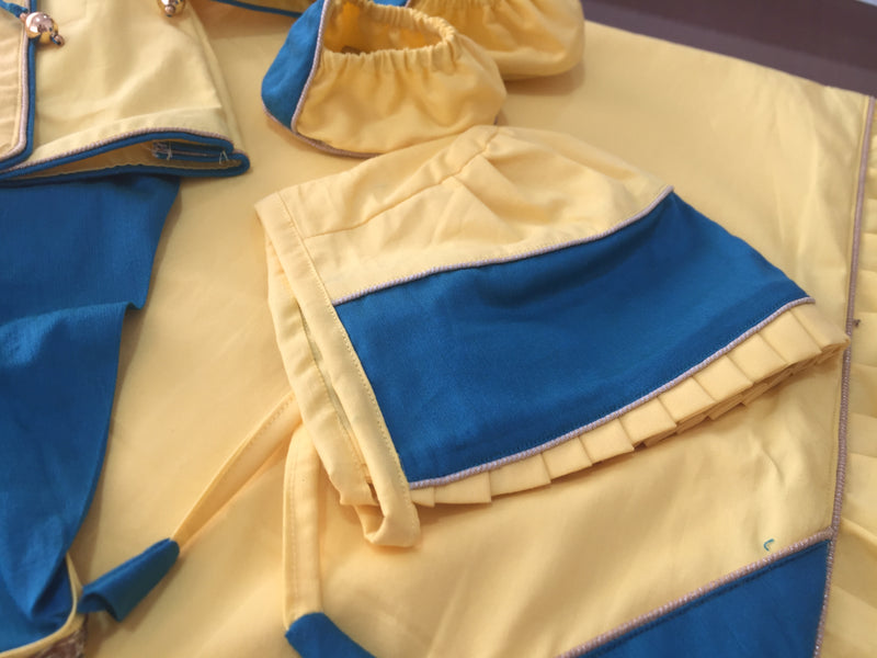 Peacock Feather Embroidered Jaamna