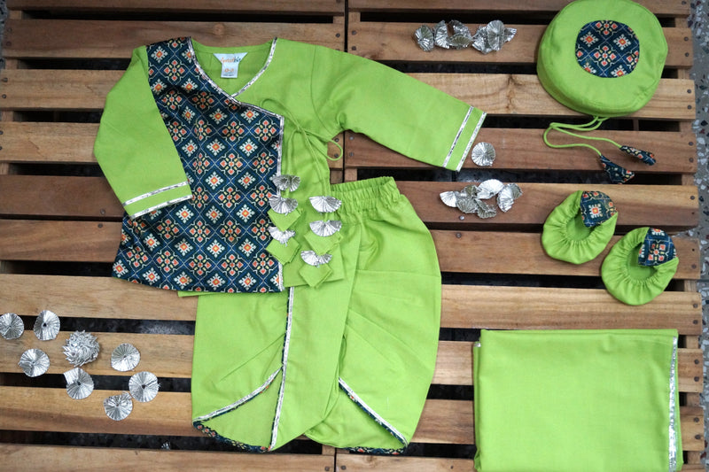 Green Patola Printed Jaamna