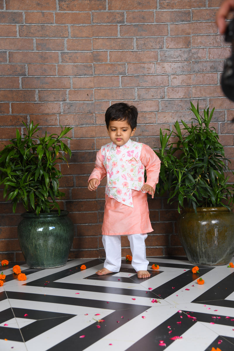 Peach cotton silk kurta with printed floral jacket