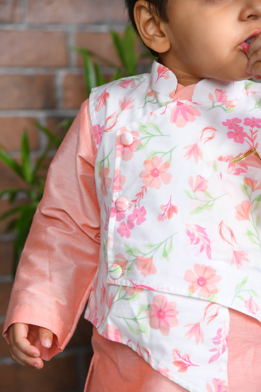 Peach cotton silk kurta with printed floral jacket